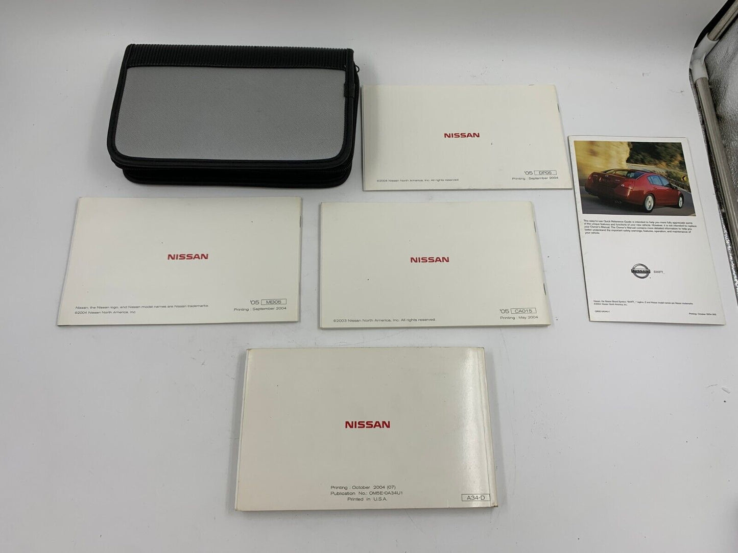 2005 Nissan Maxima Owners Manual Set with Case OEM G02B12001