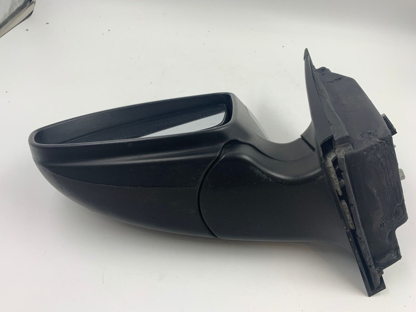 2011-2016 Chevrolet Cruze Driver Side View Power Door Mirror Black OEM B04B34002