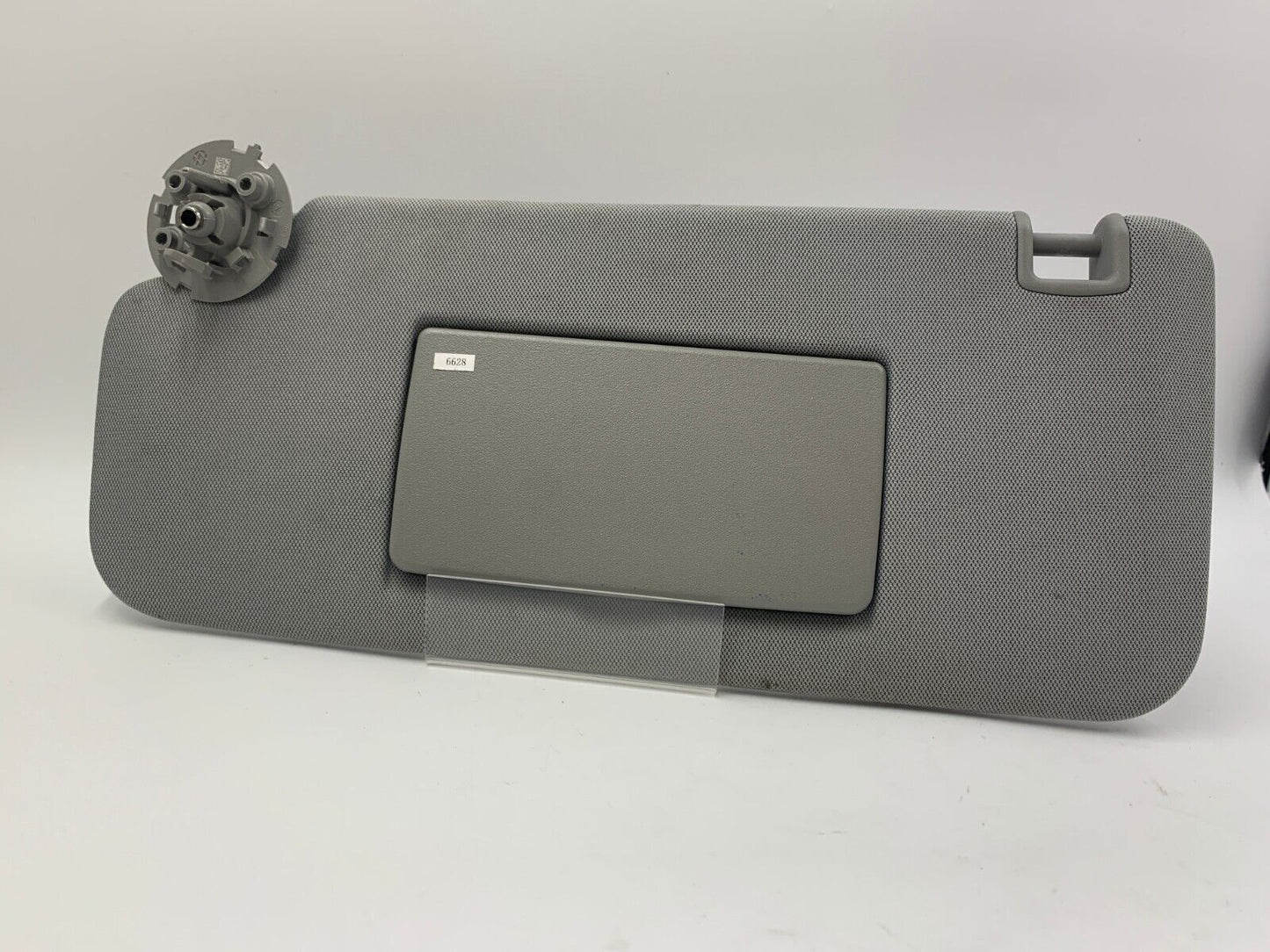 2017-2021 Chevrolet Trax Driver Side Sunvisor Sun Visor Gray OEM F02B34057