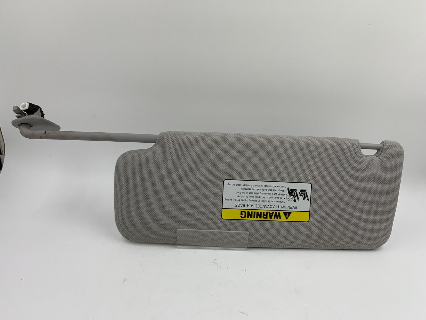 2015-2019 Hyundai Sonata Passenger Side Sun Visor Sunvisor Gray OEM F02B19057