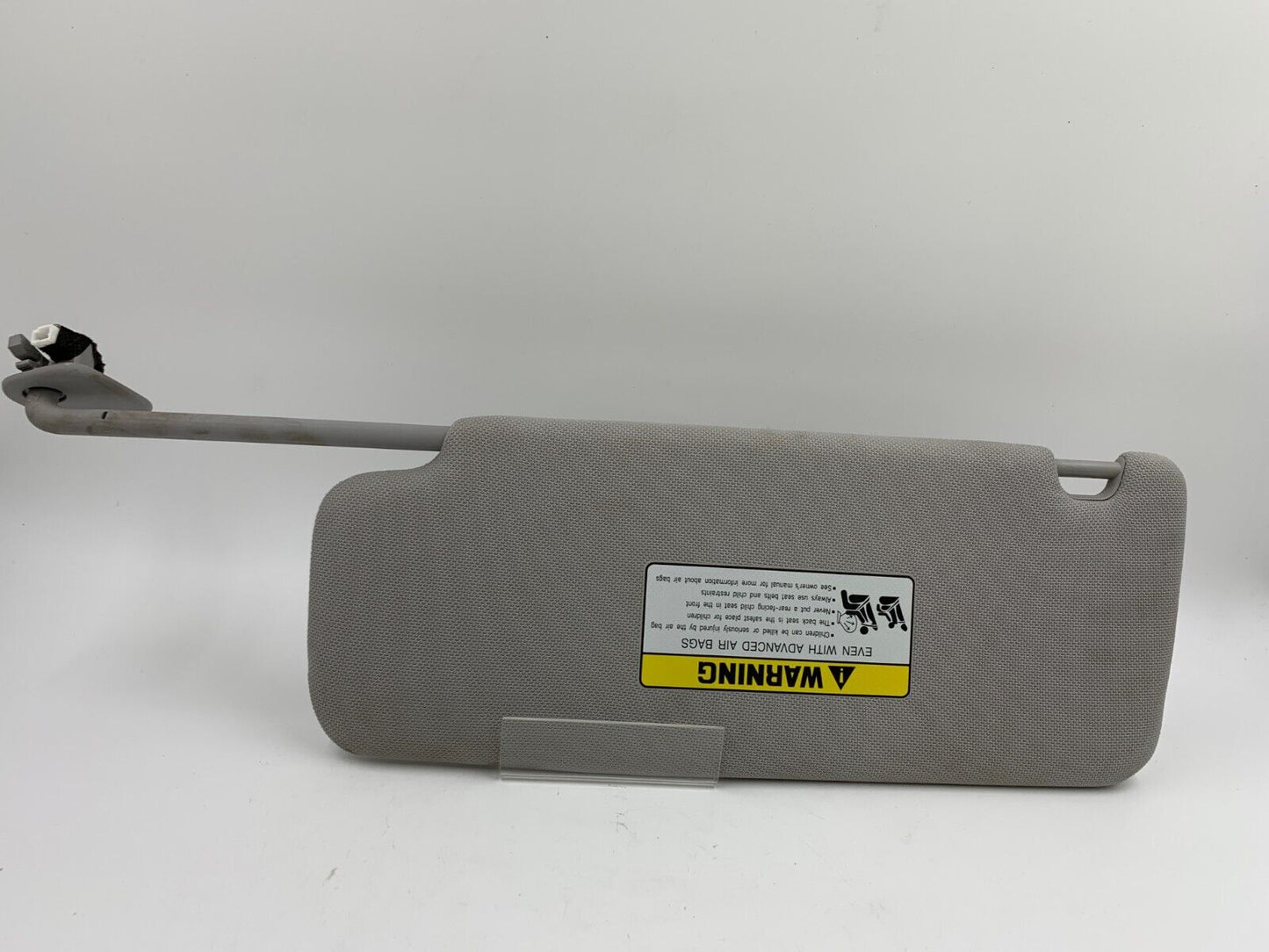 2015-2019 Hyundai Sonata Passenger Side Sun Visor Sunvisor Gray OEM F02B19057