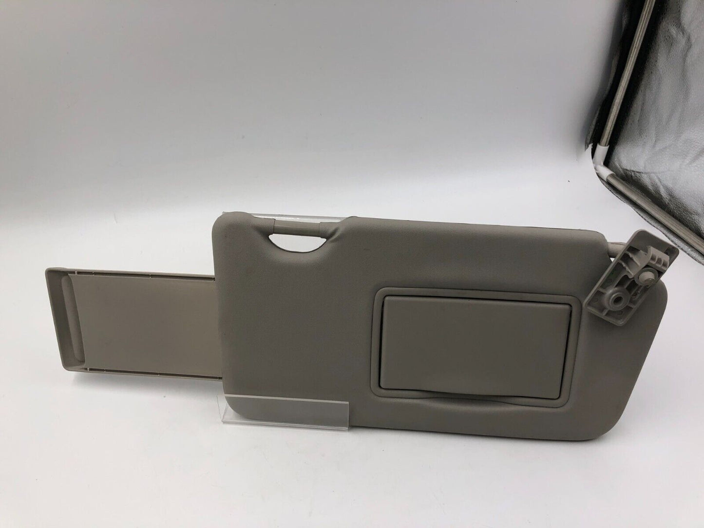 2015-2019 Nissan Versa Passenger Sun Visor Sunvisor Gray OEM G01B05057