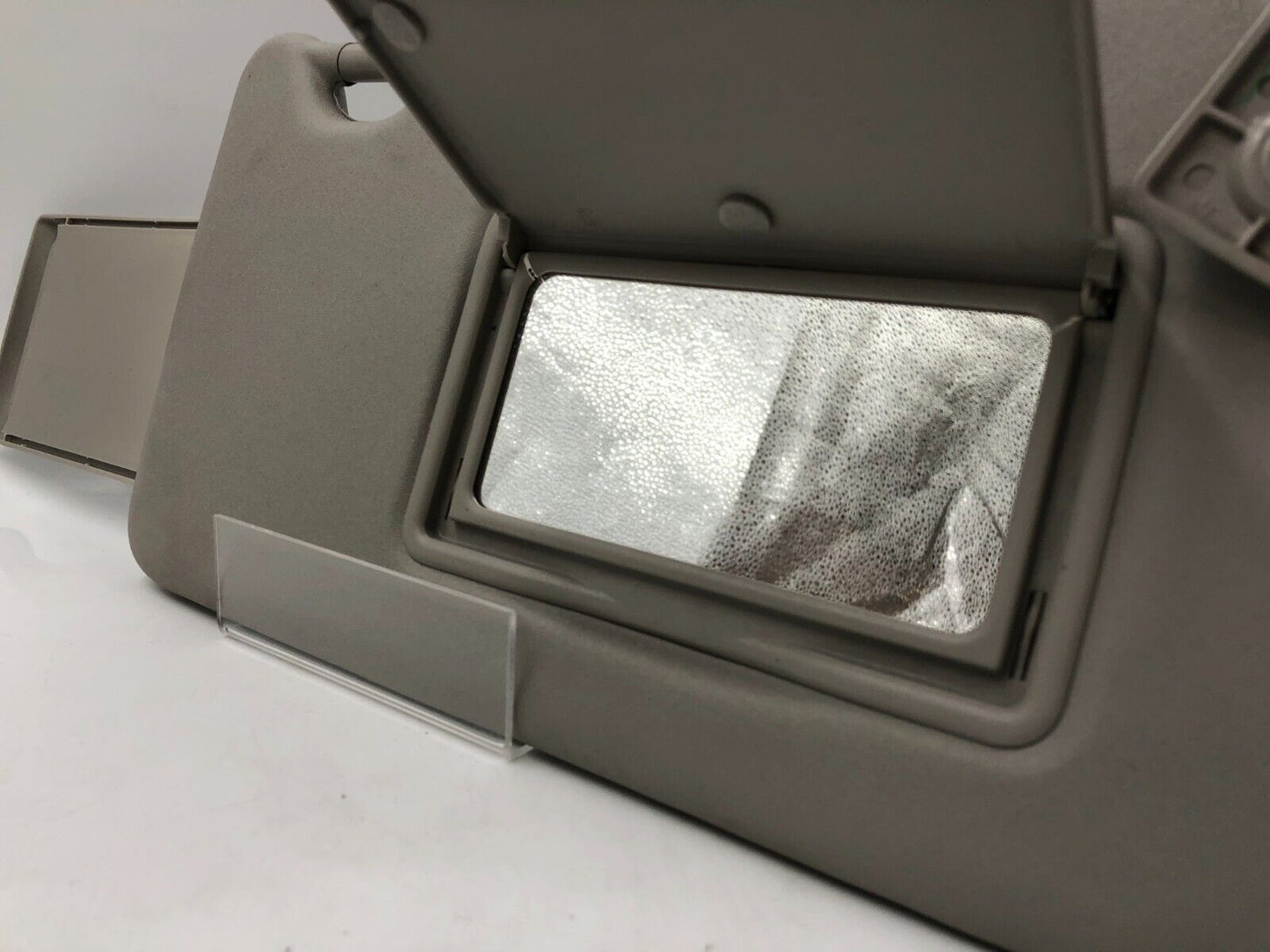 2015-2019 Nissan Versa Passenger Sun Visor Sunvisor Gray OEM G01B05057