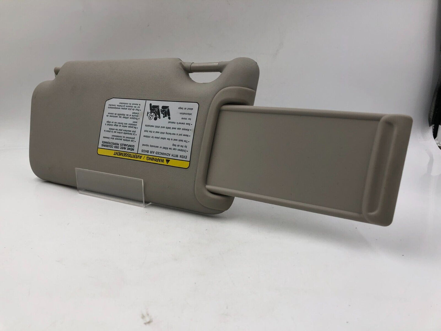 2015-2019 Nissan Versa Passenger Sun Visor Sunvisor Gray OEM G01B05057