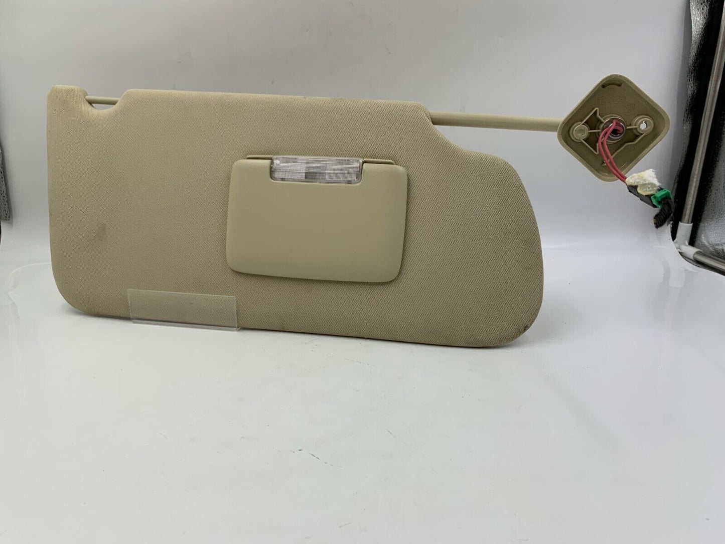 2013-2019 Ford Flex Passenger Sunvisor Sun Visor Beige Illuminated OEM G01B05064