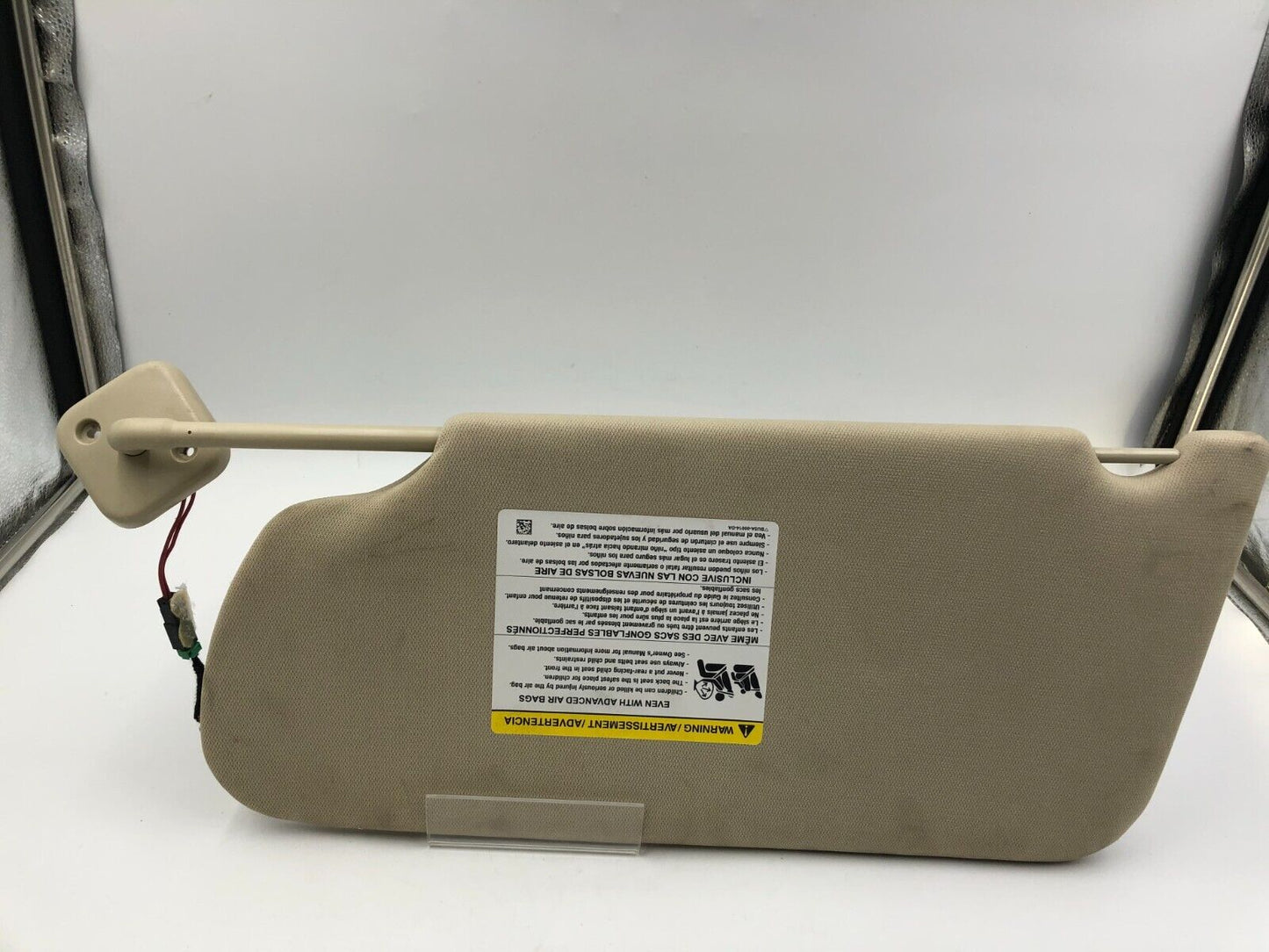 2013-2019 Ford Flex Passenger Sunvisor Sun Visor Beige Illuminated OEM G01B05064