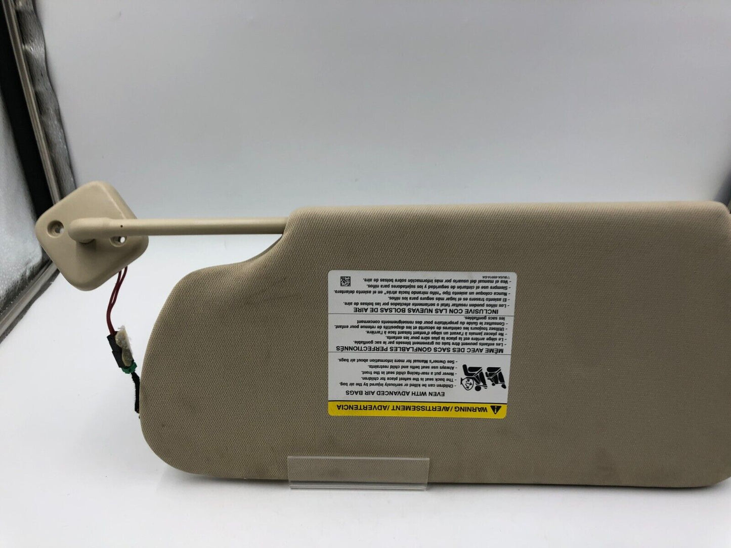 2013-2019 Ford Flex Passenger Sunvisor Sun Visor Beige Illuminated OEM G01B05064