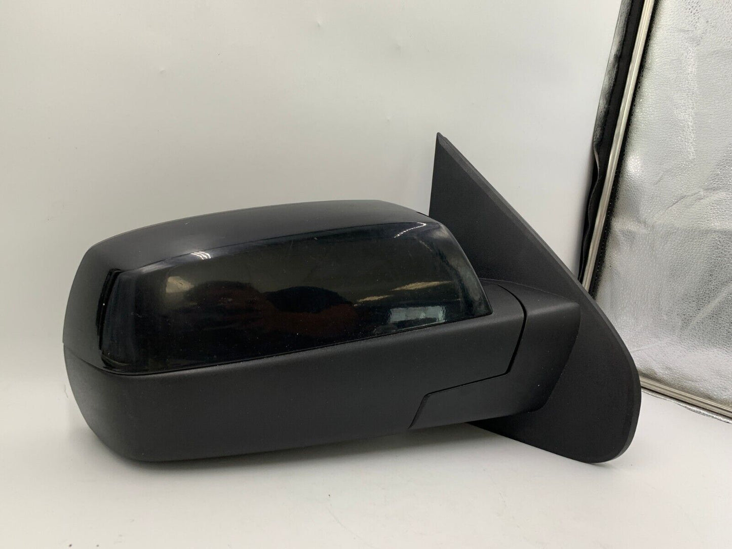 2014-2019 GMC Sierra 1500 Passenger Side Power Door Mirror Black OEM C01B01065