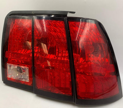 1999-2004 Ford Mustang Passenger Side Tail Light Taillight OEM G02B51065