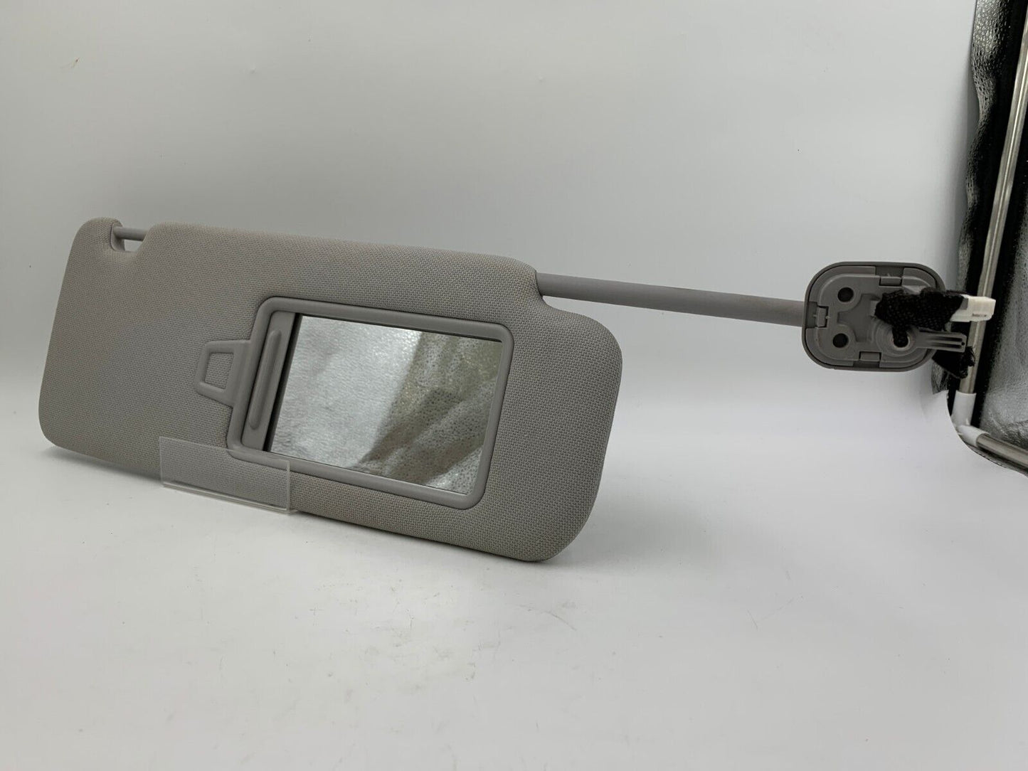 2015-2019 Hyundai Sonata Passenger Sun Visor Sunvisor Gray Illuminated G02B56064