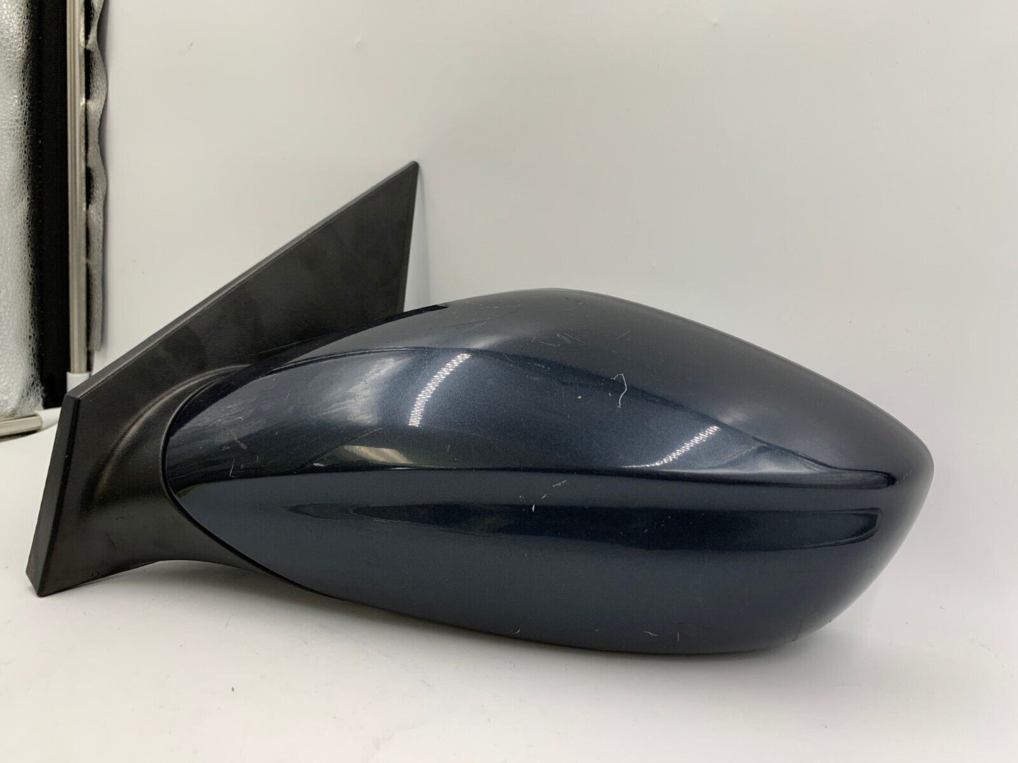 2011-2014 Hyundai Sonata Driver Side View Power Door Mirror Blue OEM E04B43030