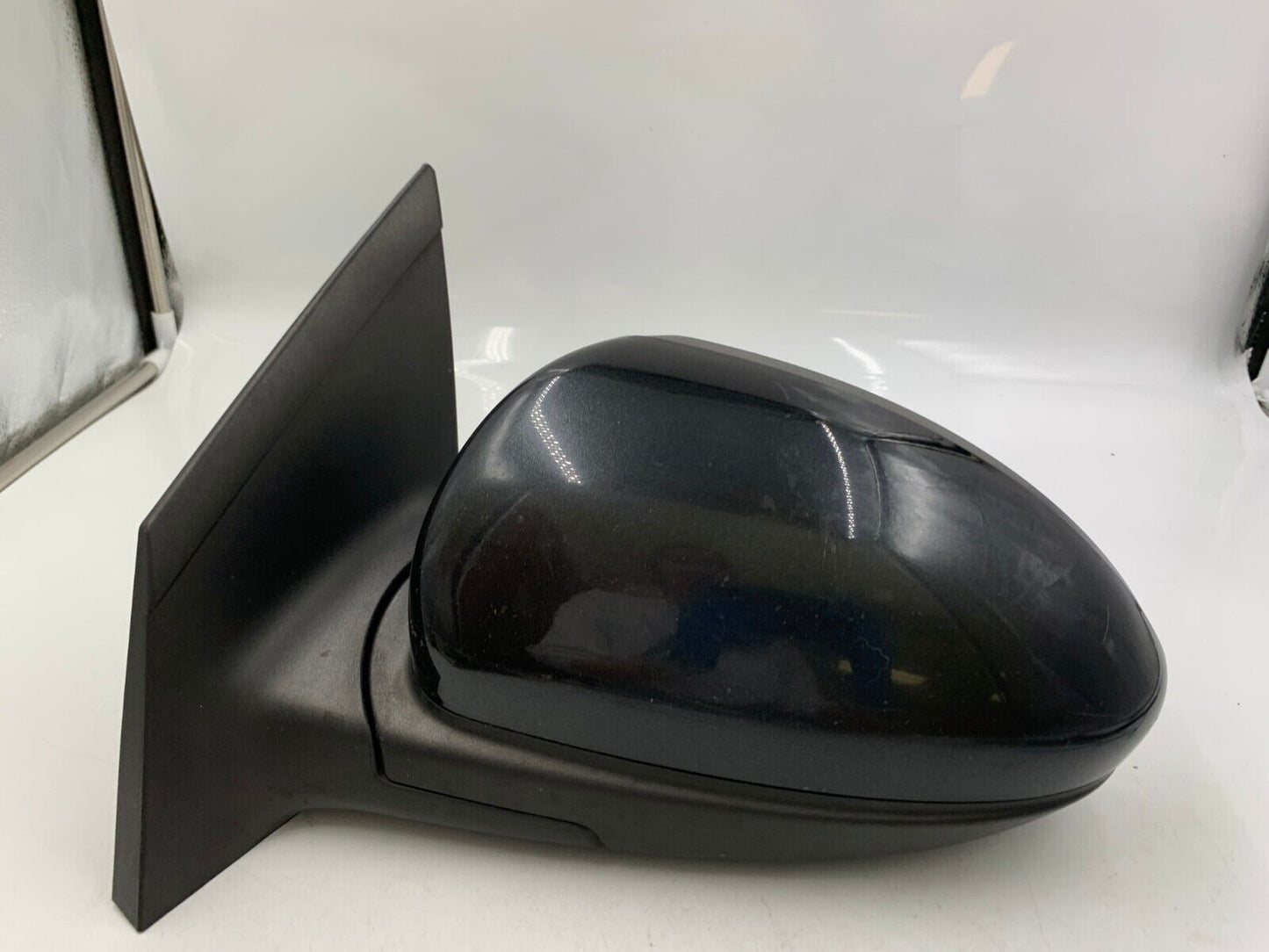 2011-2016 Chevrolet Cruze Driver Side View Power Door Mirror Black OEM C01B05047