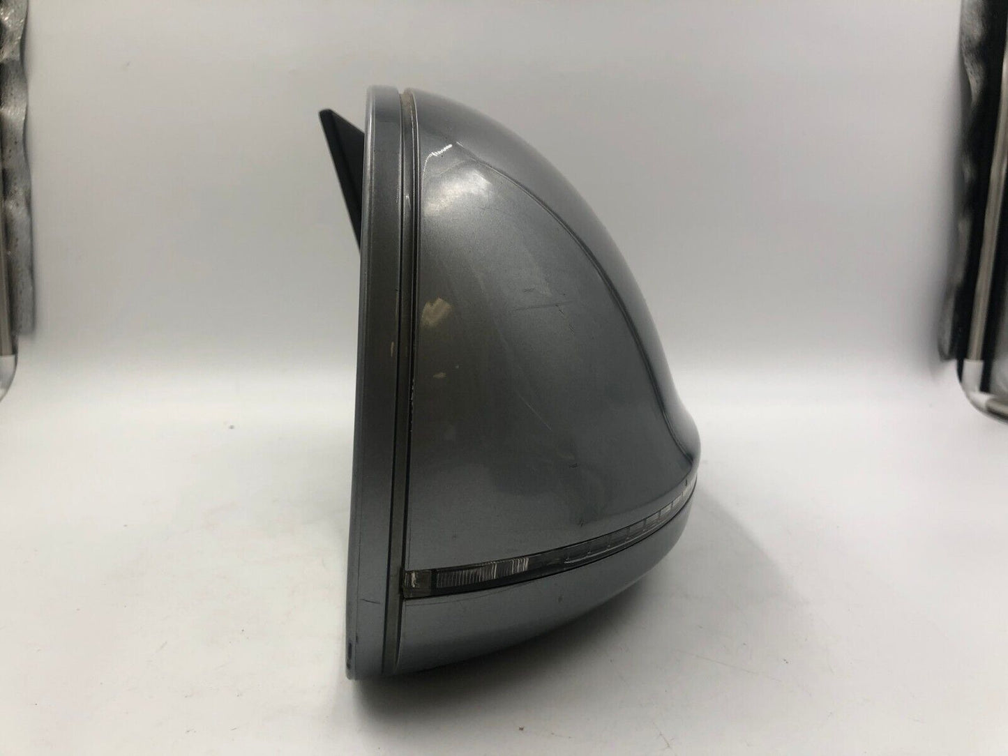 2007-2009 Audi Q7 Passenger Side View Power Door Mirror Gray OEM F01B18001