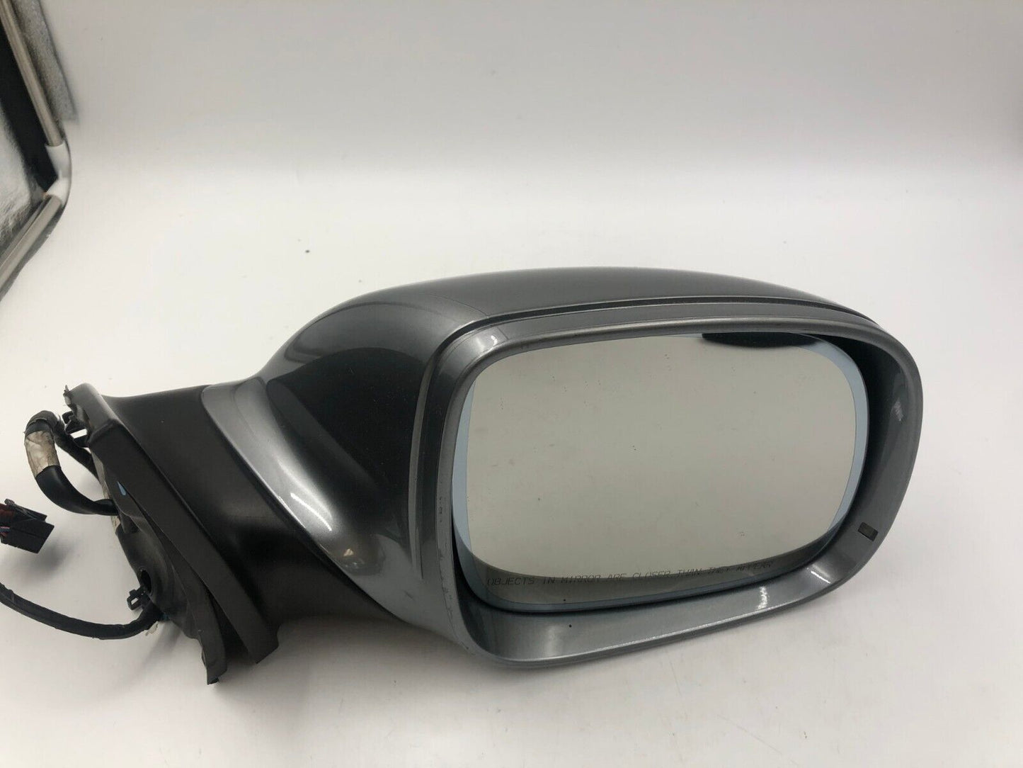 2007-2009 Audi Q7 Passenger Side View Power Door Mirror Gray OEM F01B18001