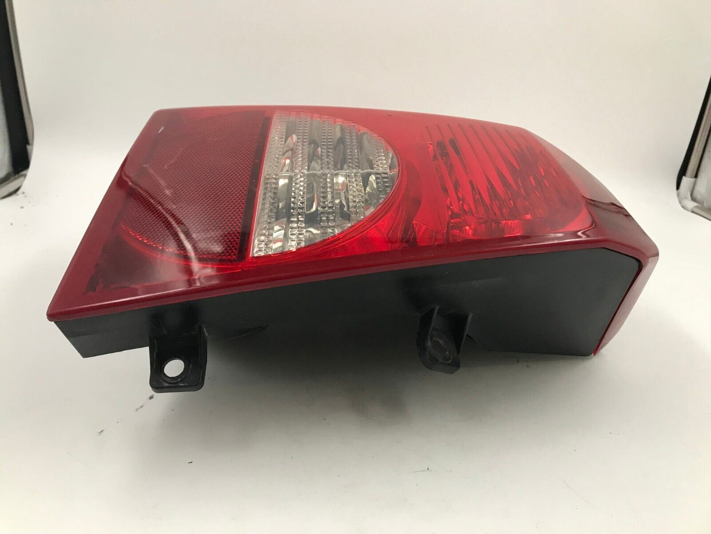 2008-2012 Dodge Caliber Driver Side Tail Light Taillight OEM H04B24024