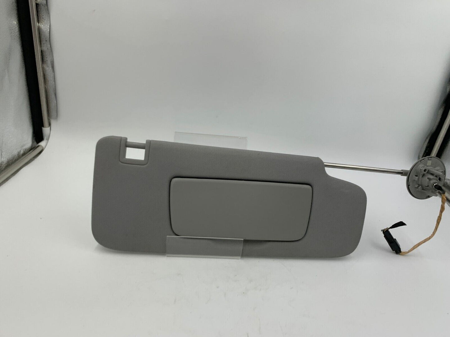 2018-2019 Chevrolet Equinox Passenger Sunvisor Gray Illuminated OEM A01B14040