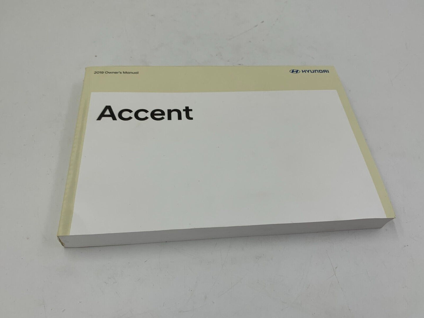 2019 Hyundai Accent Owners Manual with Case OEM A01B13015