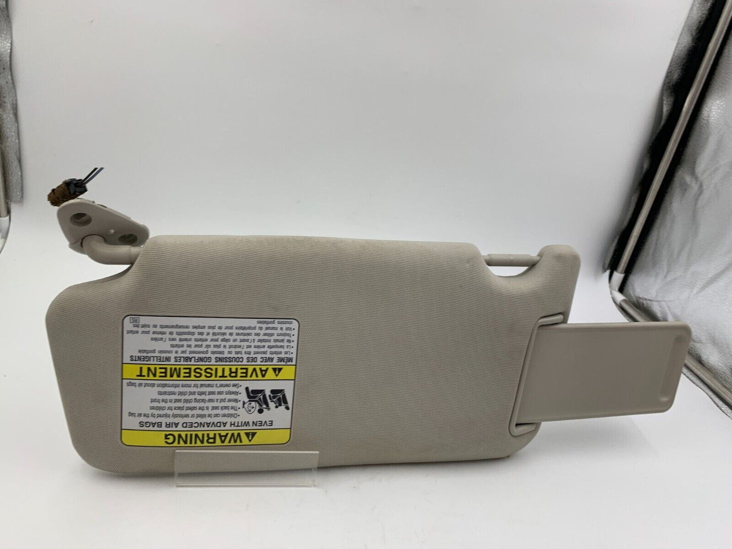 2010-2014 Subaru Legacy Passenger Sun Visor Sunvisor Gray Illuminated C02B31061