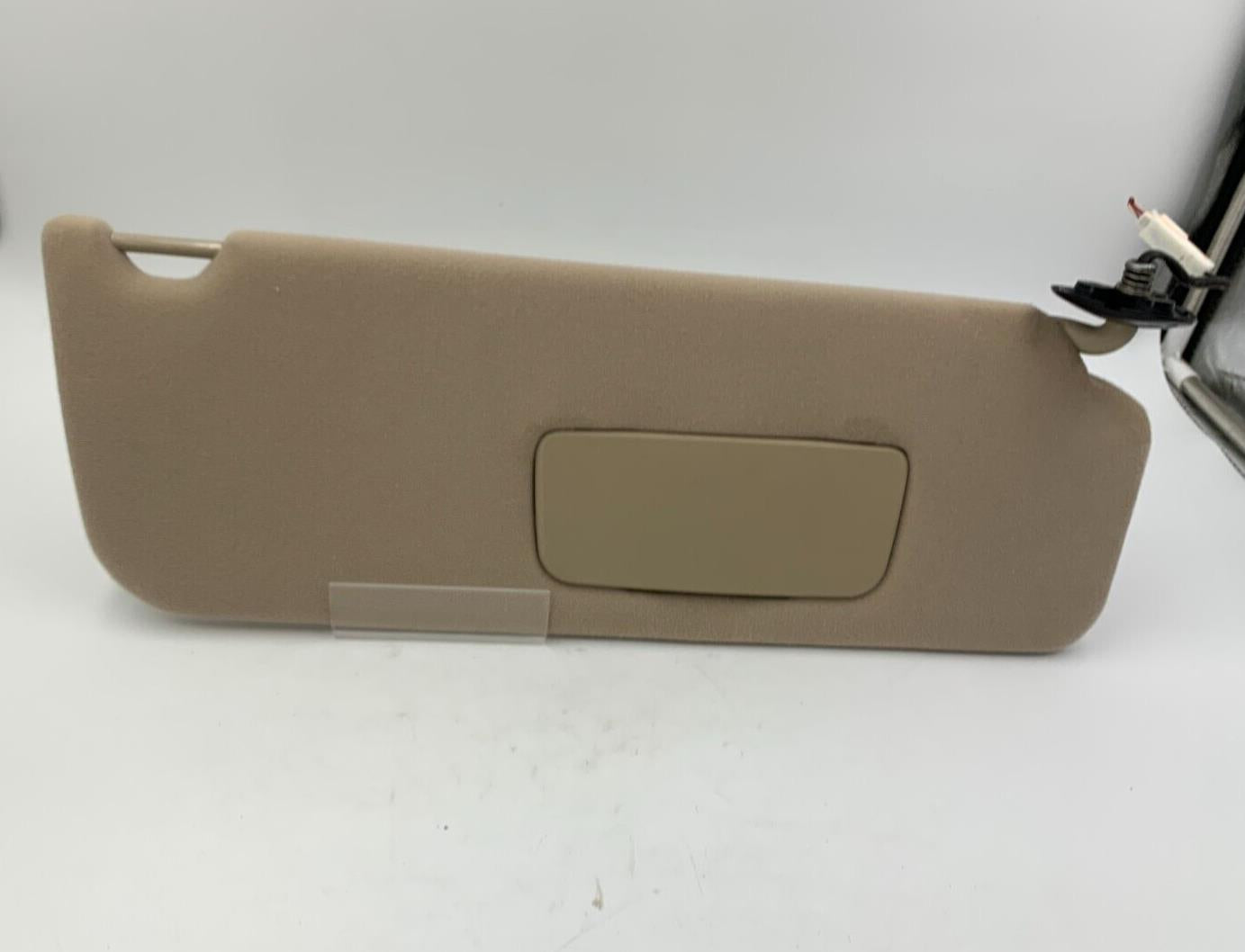 2004 Toyota Sienna Passenger Sunvisor Sun Visor Tan Illumimated OEM G02B06034