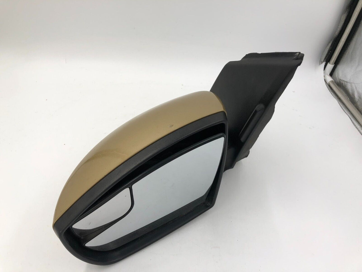 2013-2016 Ford Escape Driver Side View Power Door Mirror Gold OEM D04B17019