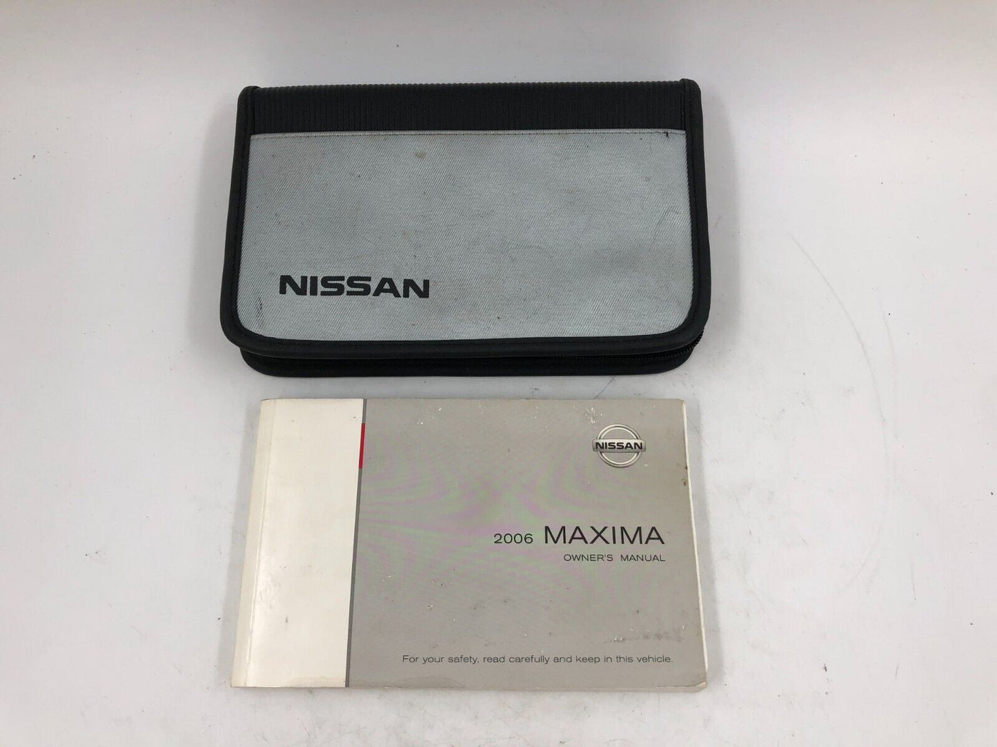 2006 Nissan Maxima Owners Manual Set with Case OEM B02B35005