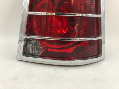 2004-2008 Chrysler Pacifica Passenger Side Tail Light Taillight OEM E01B19050