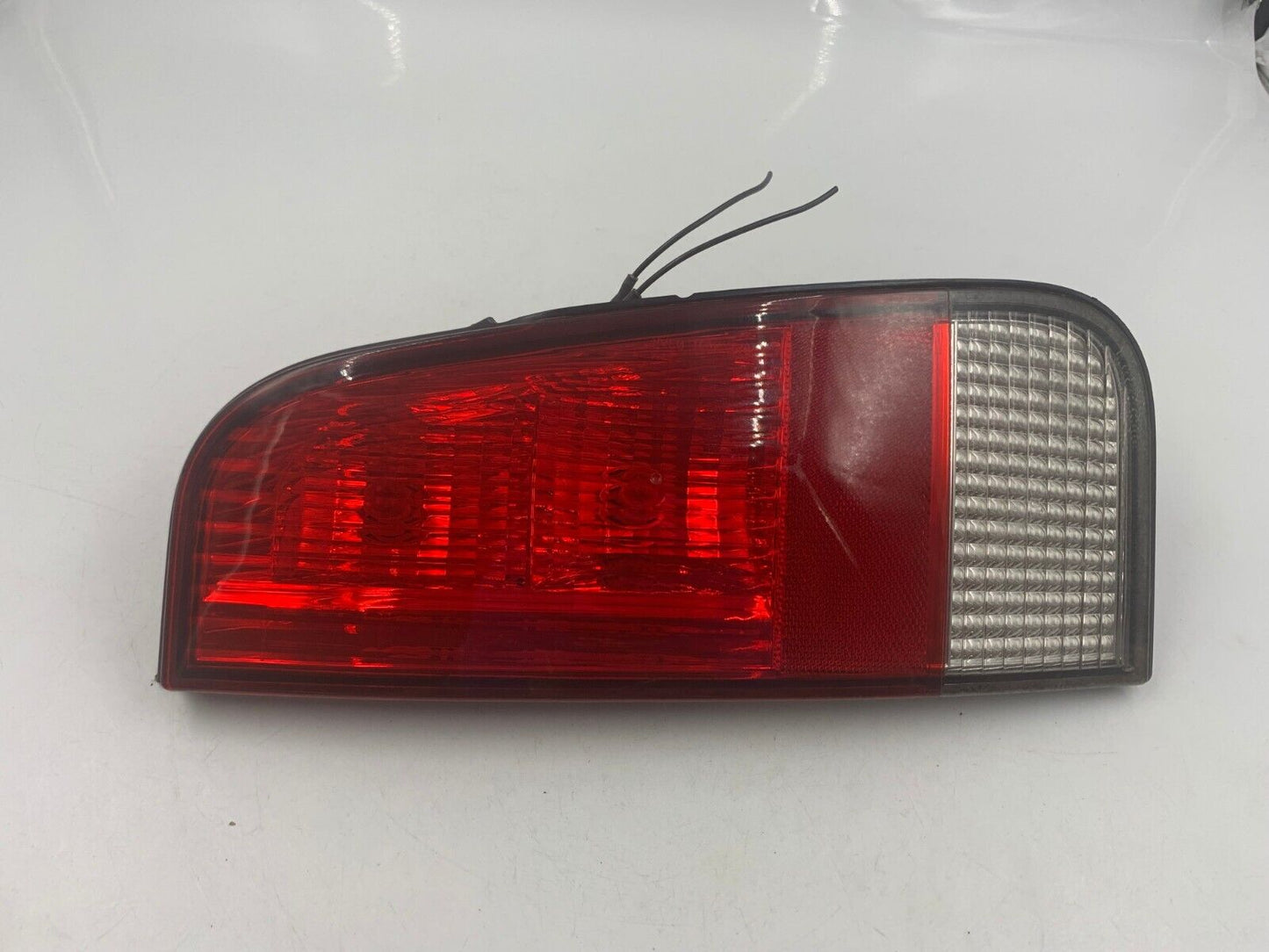 2003-2005 Lincoln Aviator Driver Side Tail Light OEM G01B19053