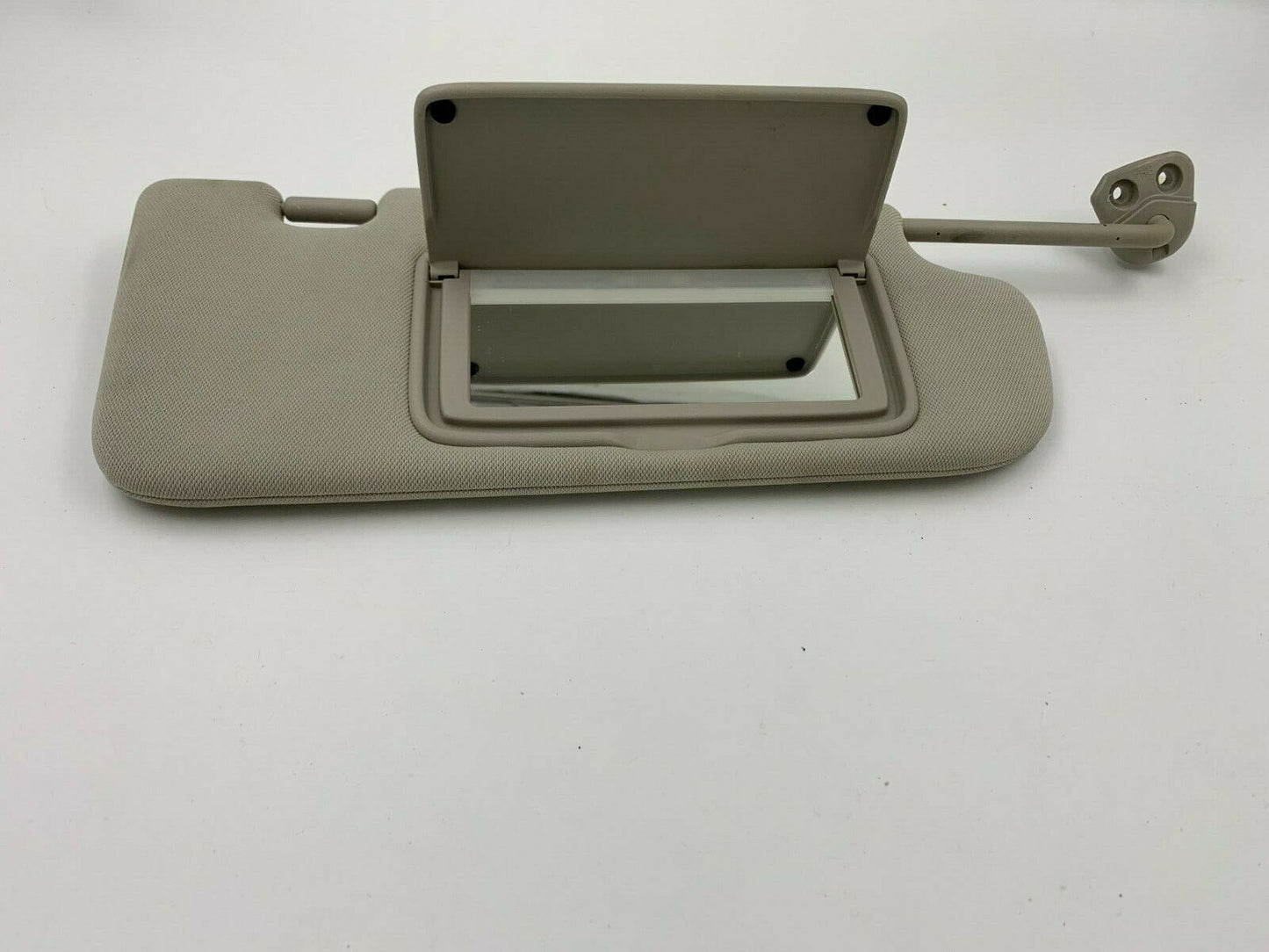 2014-2019 Infiniti Q50 Passenger Sun Visor Sunvisor Gray Illuminated E02B2006