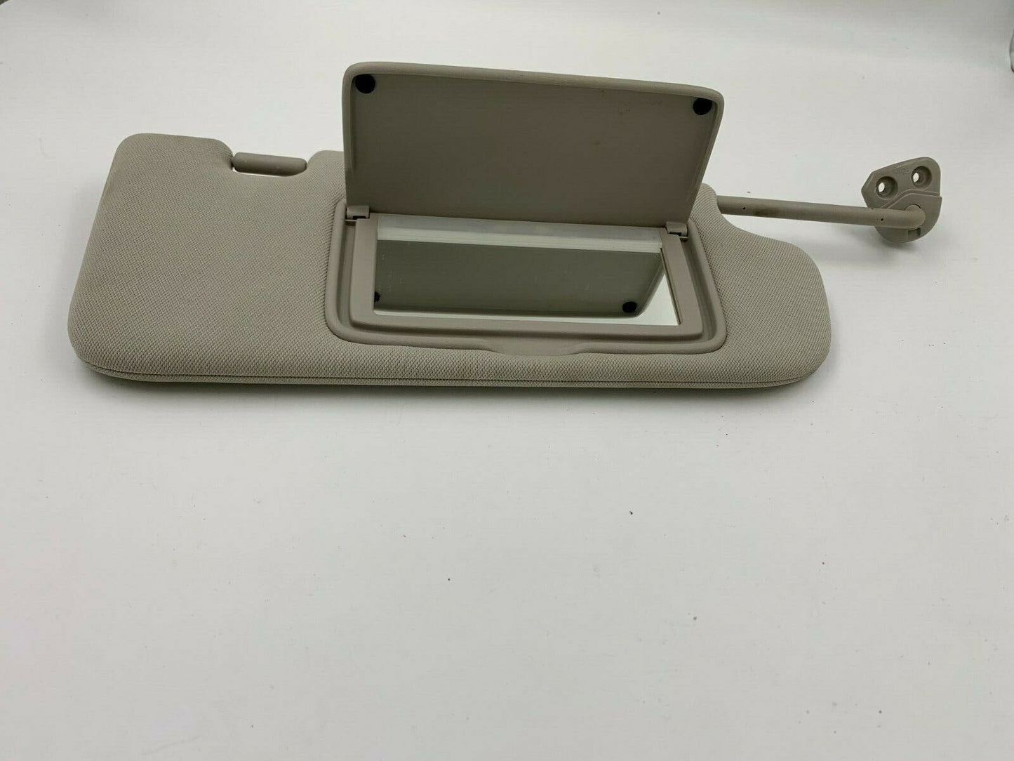 2014-2019 Infiniti Q50 Passenger Sun Visor Sunvisor Gray Illuminated E02B2006