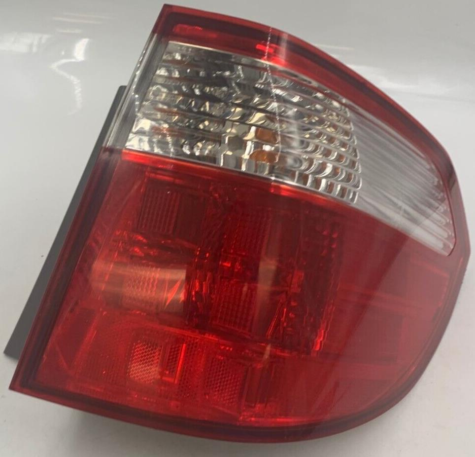 2005-2006 Honda Odyssey Passenger Side Tail Light Taillight OEM G01B28051