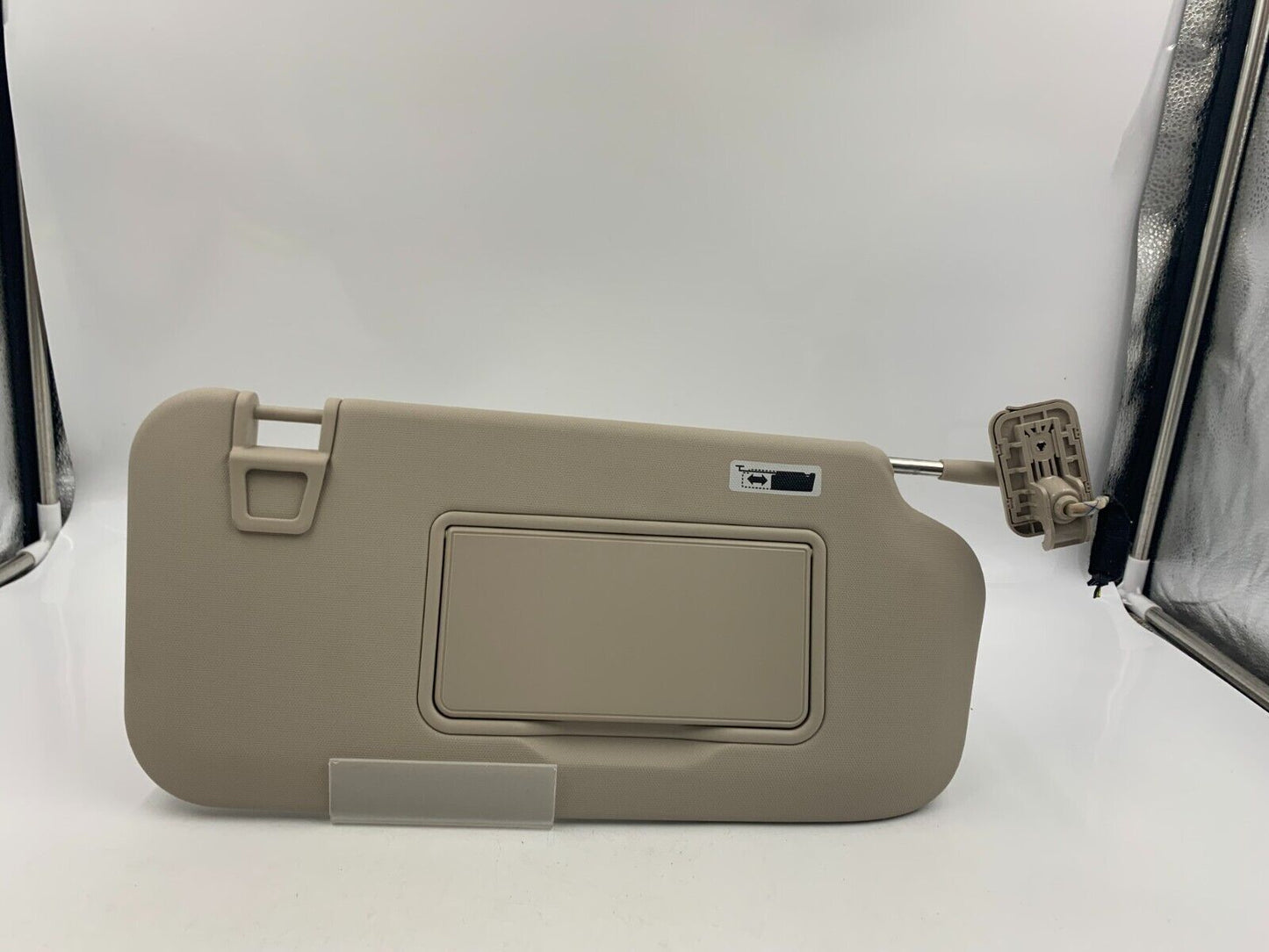 2020 Ford Escape Passenger Sun Visor Sunvisor Beige Illuminated OEM A04B25057