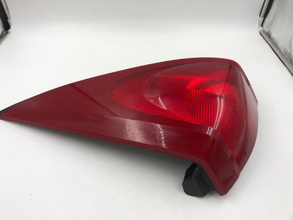 2002-2003 Buick Rendezvous Passenger Side Tail Light Taillight OEM B46004