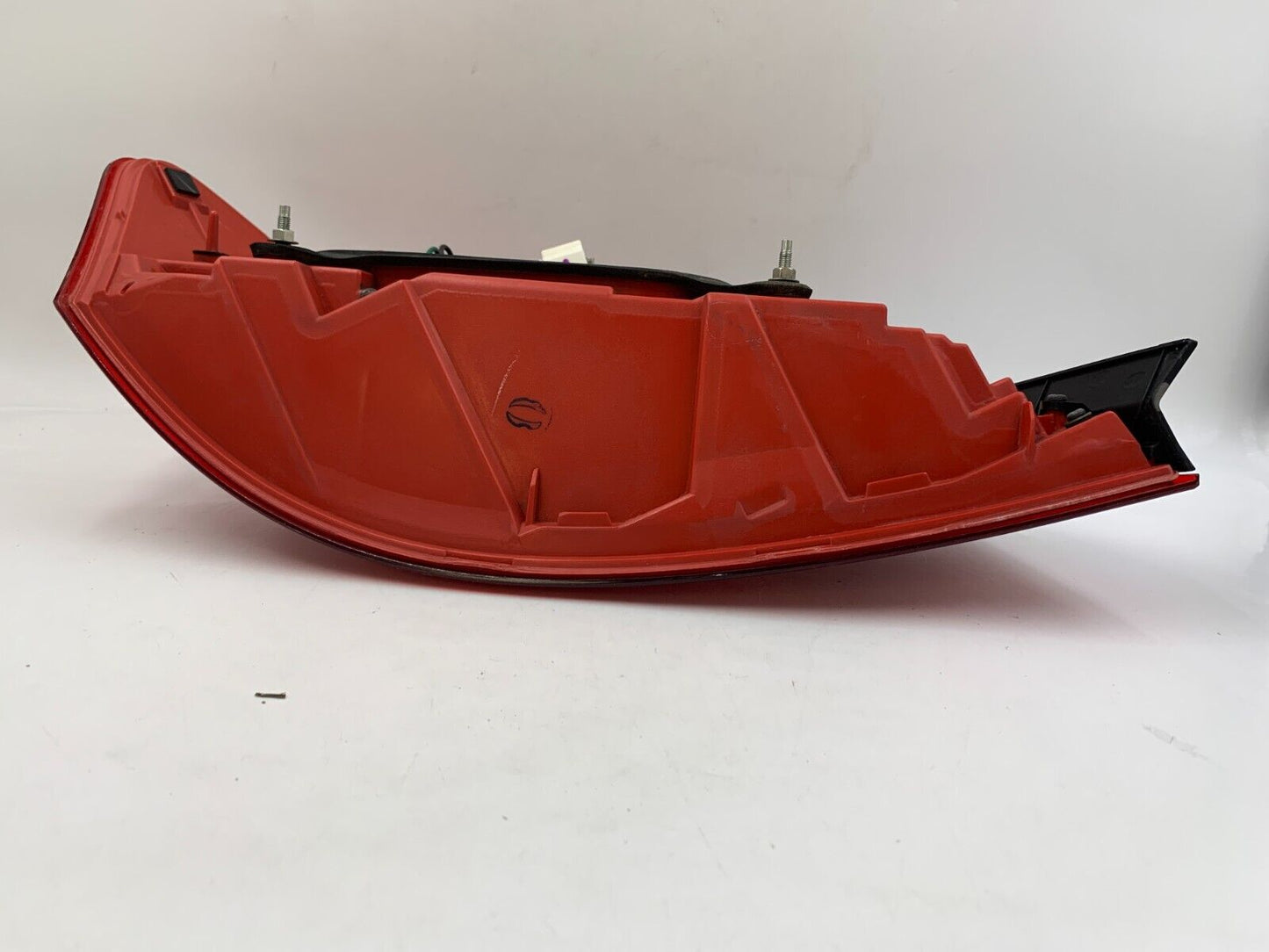 2007-2008 Infiniti G35 Passenger Side Tail Light Taillight OEM G04B31030