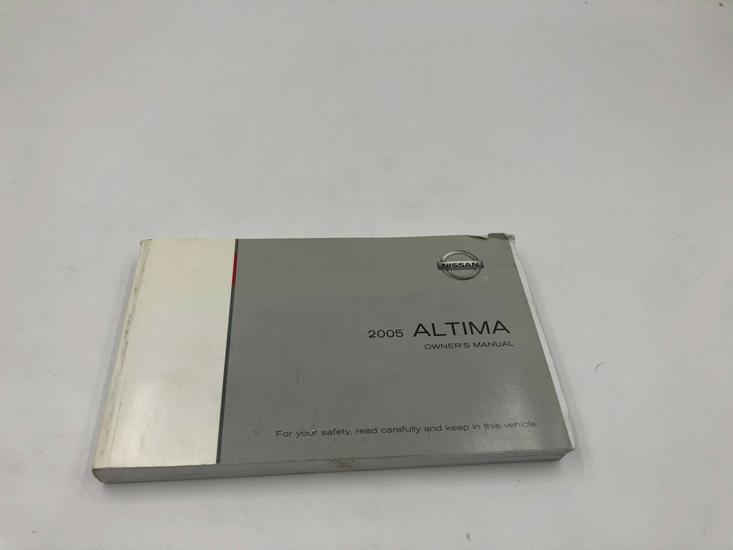 2005 Nissan Altima Owners Manual Set with Case OEM E01B05052