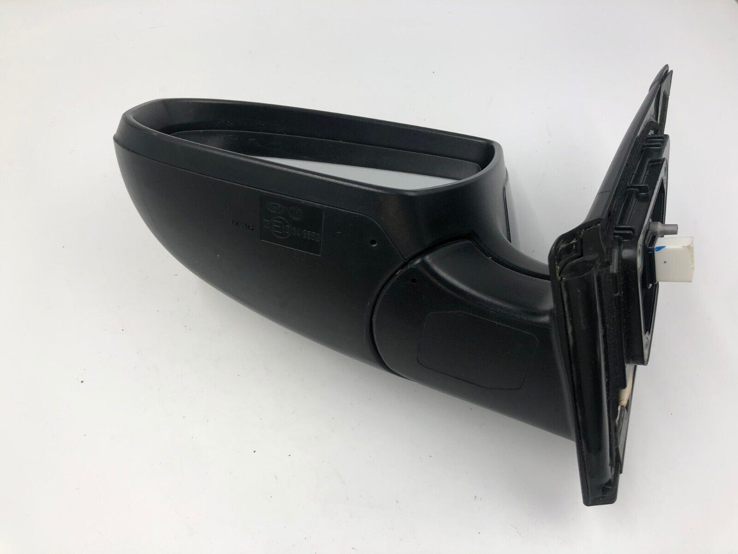 2016-2018 Hyundai Tucson Driver Side View Power Door Mirror Gray BSA C03B03022