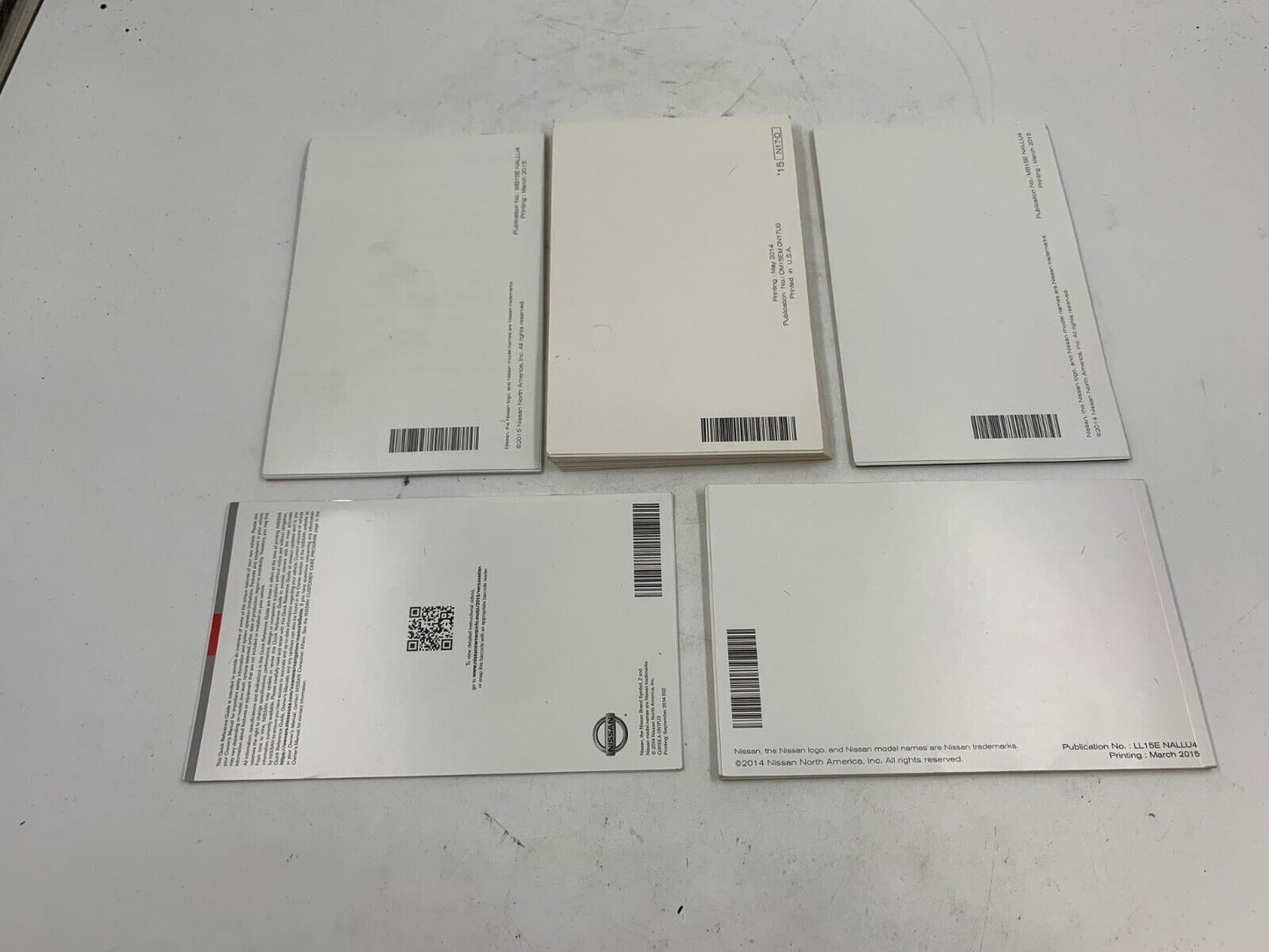 2015 Nissan Versa Sedan Owners Manual Set with Case OEM C04B28049