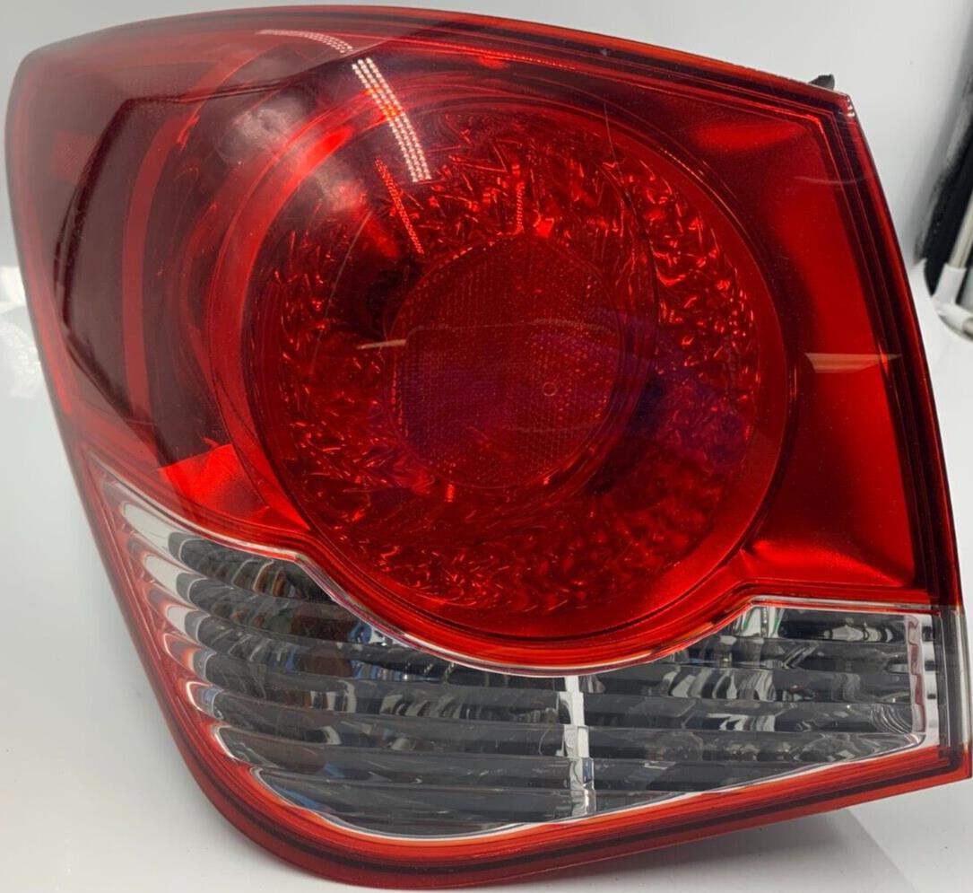 2011-2016 Chevrolet Cruze Driver Side Tail Light Taillight OEM E01B14021