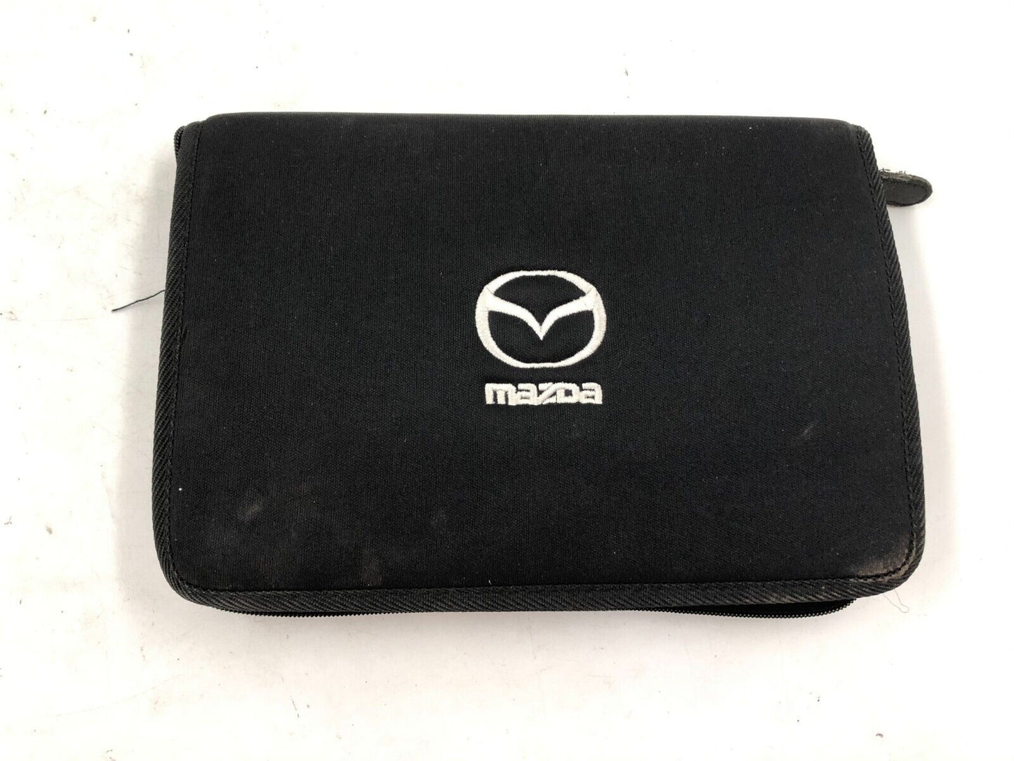 2007 Mazda 3 Owners Manual Set with Case OEM F04B28060