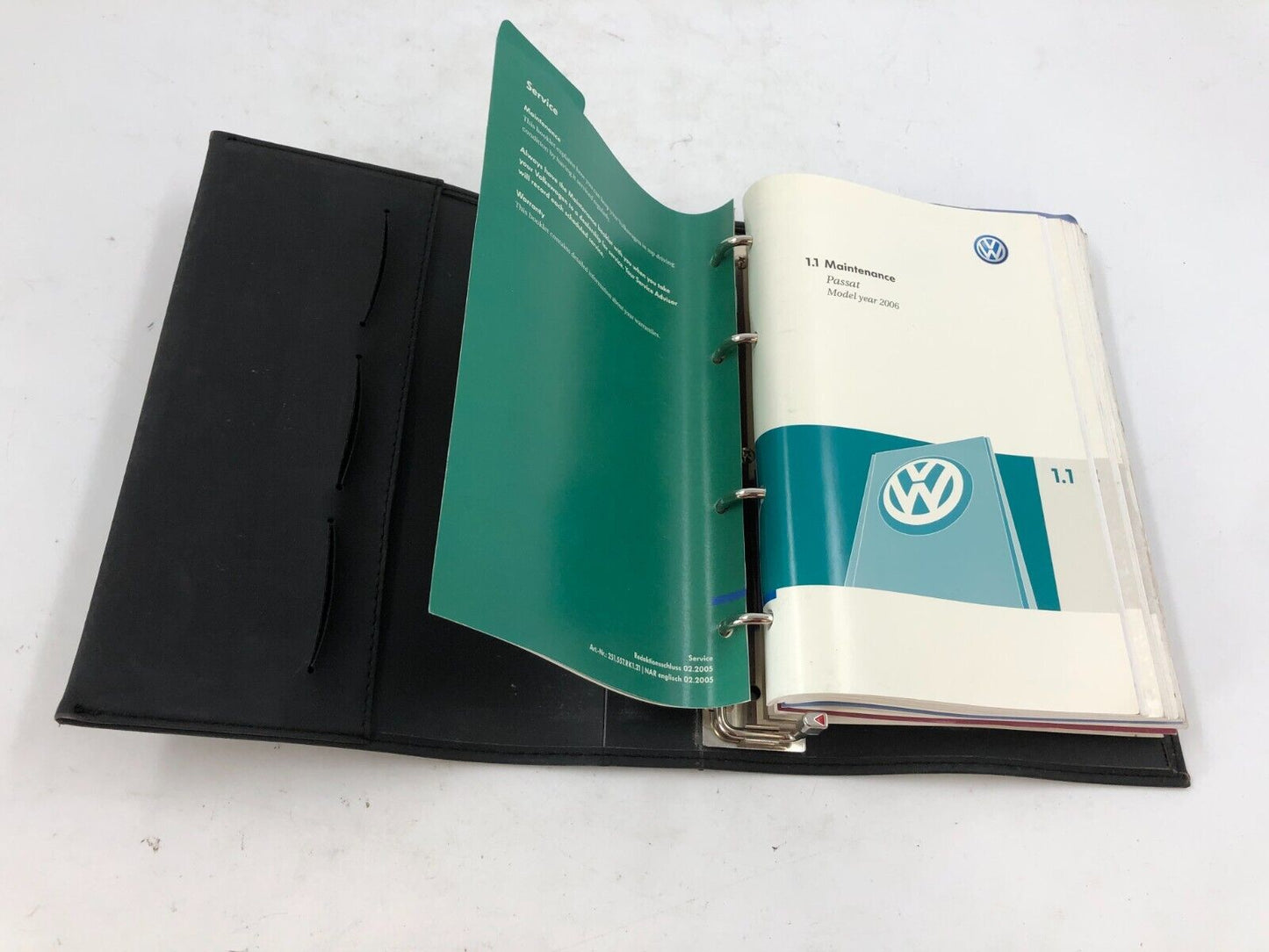 2006 Volkswagen Passat Owners Manual Set with Case OEM F01B37060