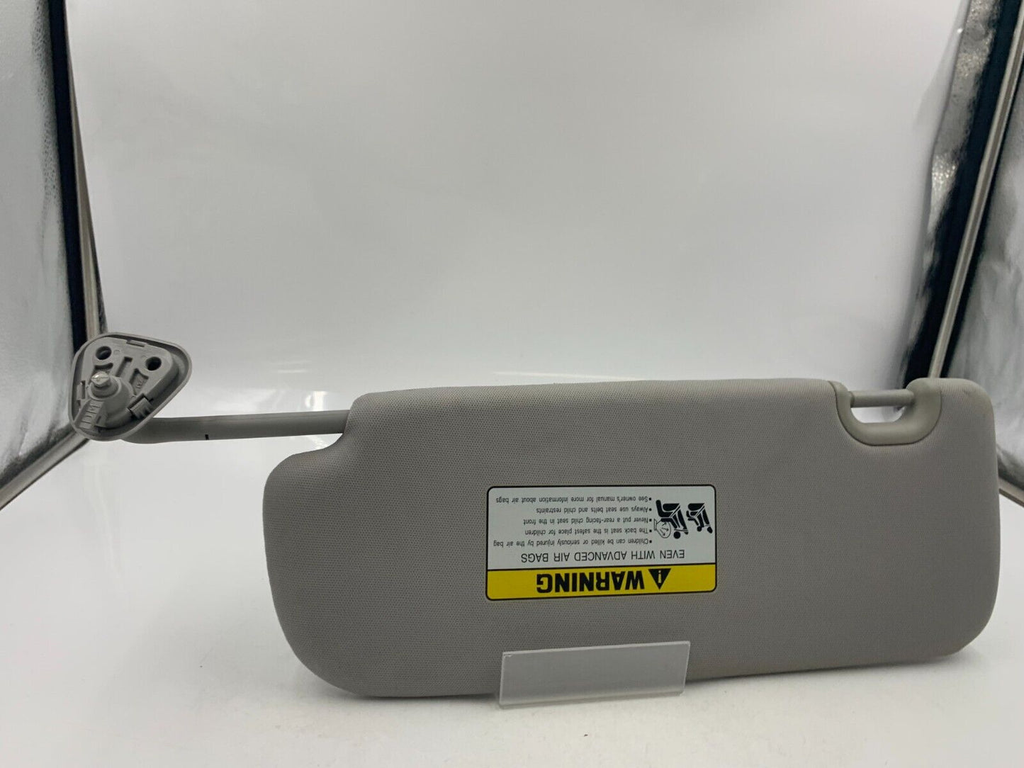 2013-2019 Hyundai Santa Fe Passenger Sun Visor Sunvisor Gray OEM A01B69007