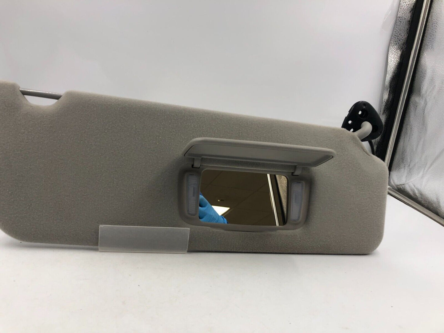 2005-2010 Toyota Sienna Passenger Sun Visor Sunvisor Gray Illuminated A01B60001