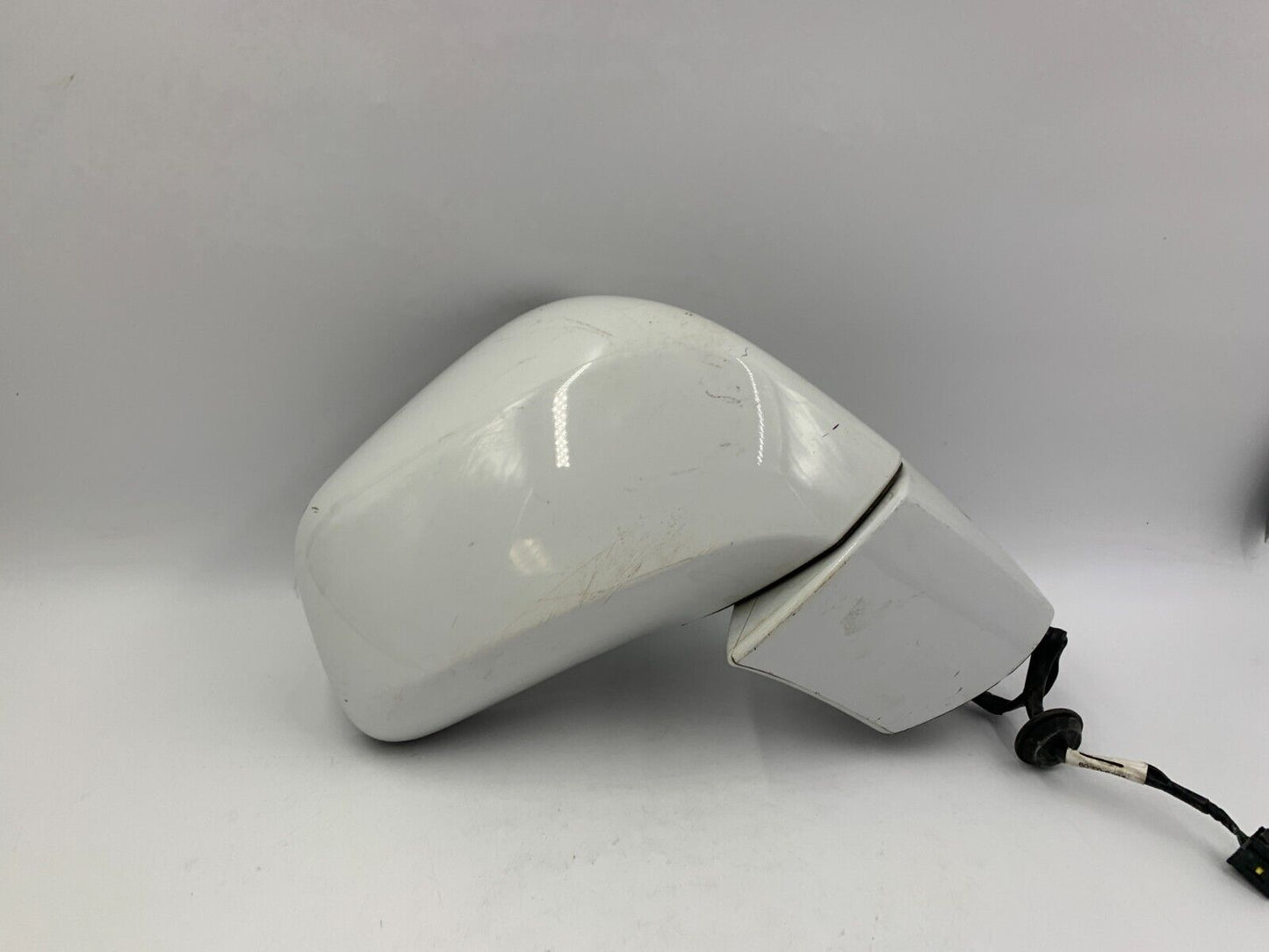 2015-2016 Chevrolet Trax Passenger Side View Power Door Mirror White B01B46043