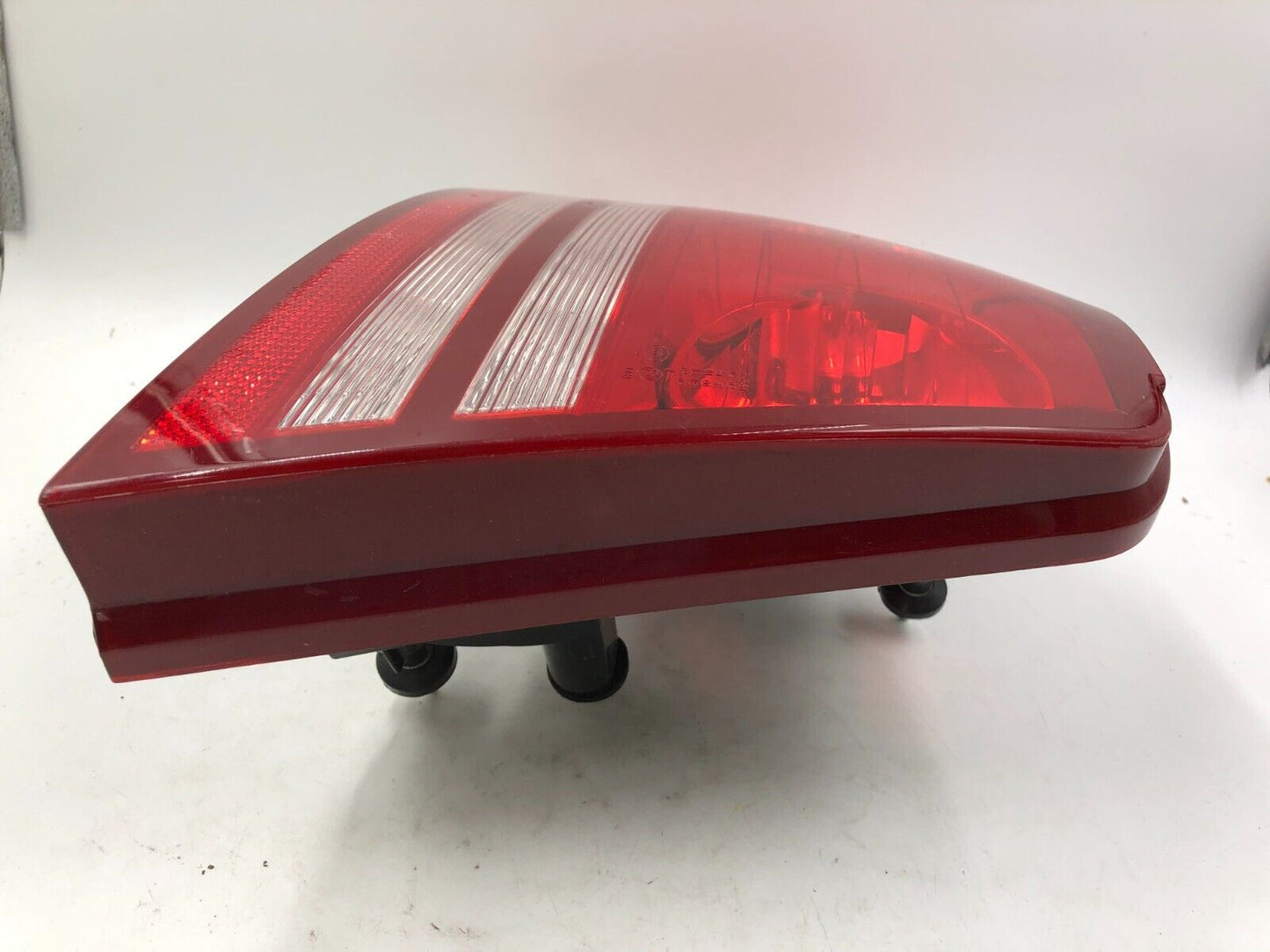 2008-2010 Dodge Avenger Driver Side Tail Light Taillight OEM H01B35024