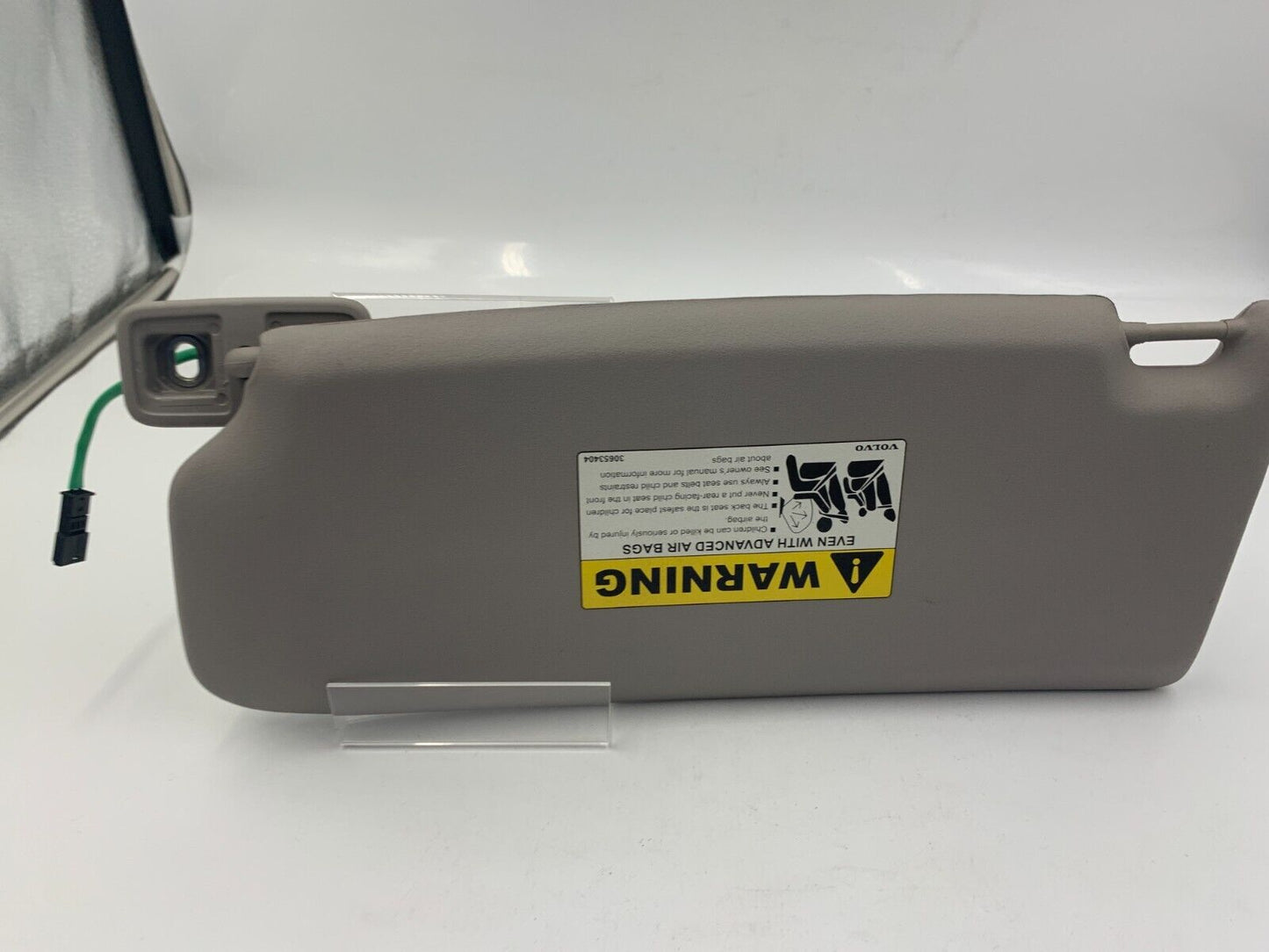 2007-2011 Volvo S40 Passenger Sun Visor Sunvisor Gray Illumination OEM B01B57002