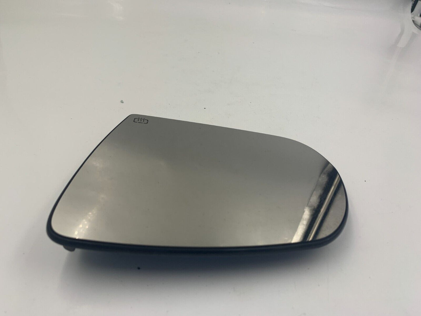 2014-2021 Jeep Cherokee Driver Side Power Door Mirror Glass Only OEM B01B58003