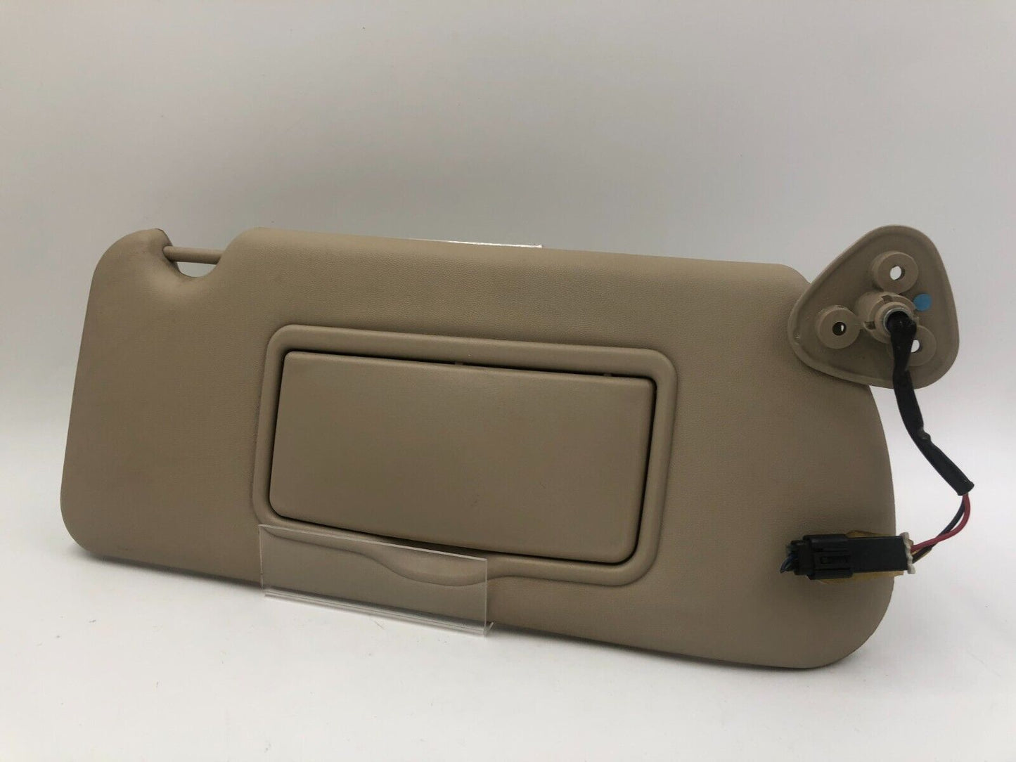 2003-2007 Cadillac CTS Passenger Sun Visor Sunvisor Illuminated Beige B01B59001