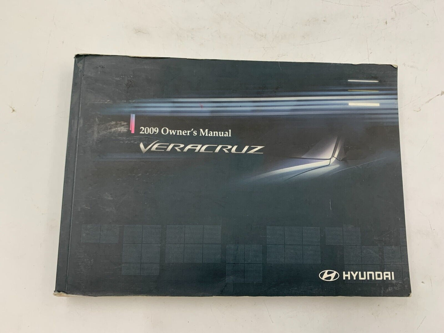 2009 Hyundai Veracruz Owners Manual Set with Case OEM E01B12005