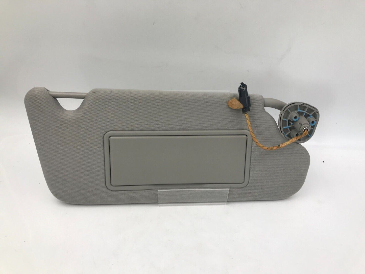 2006-2016 Chevrolet Impala Passenger Sun Visor Sunvisor Gray OEM B01B65007