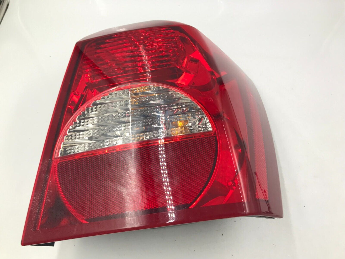 2007 Dodge Caliber Passenger Side Tail Light Taillight OEM B01B67001