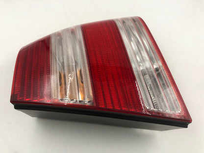 2004-2007 Volkswagen Jetta Passenger Side Tail Light Taillight OEM B01B70003